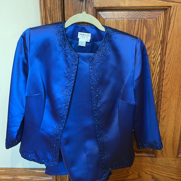 Two piece evening royal blue satin and beaded long skirt and jacket - Picture 2 of 8